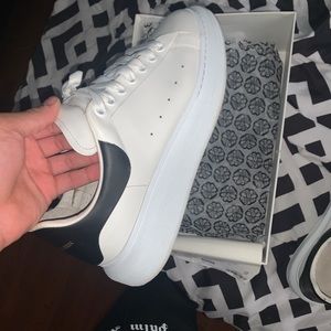 Alexander McQueens (used)